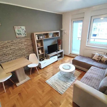 Nota Apartment *